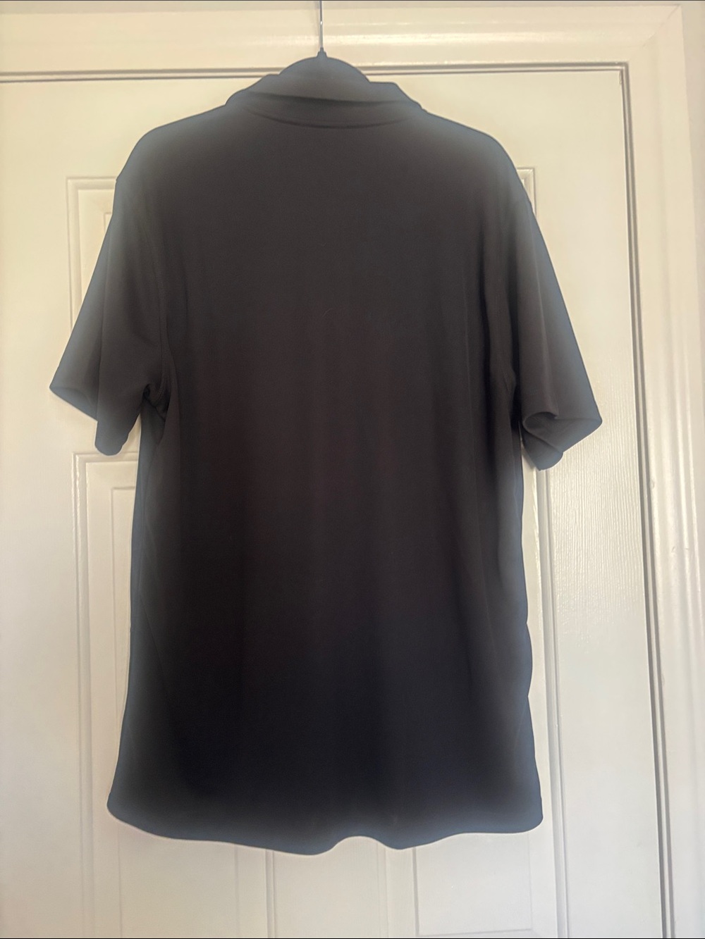 Nike DRI-FIT Men’s Black Polo with White Swoosh - Picture 2 of 3